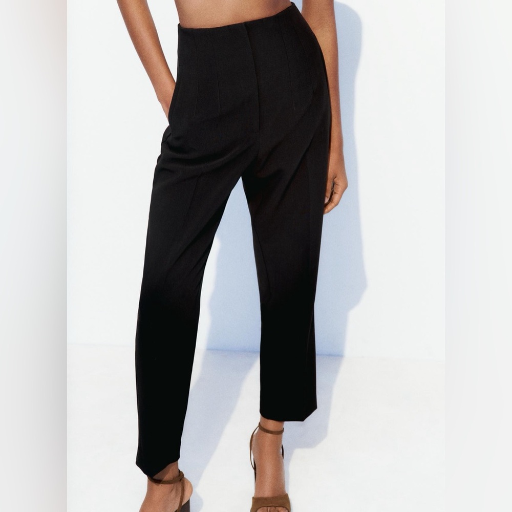 High waisted black pants, size medium.